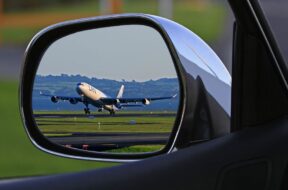 traffic-car-wheel-window-glass-driving-1351201-pxhere.com